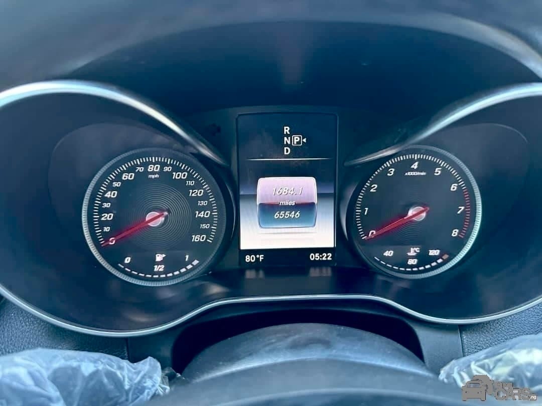 SUPER CLEAN 2016 MERCEDES BENZ C300 AMG TRIM FOR SALE  Image