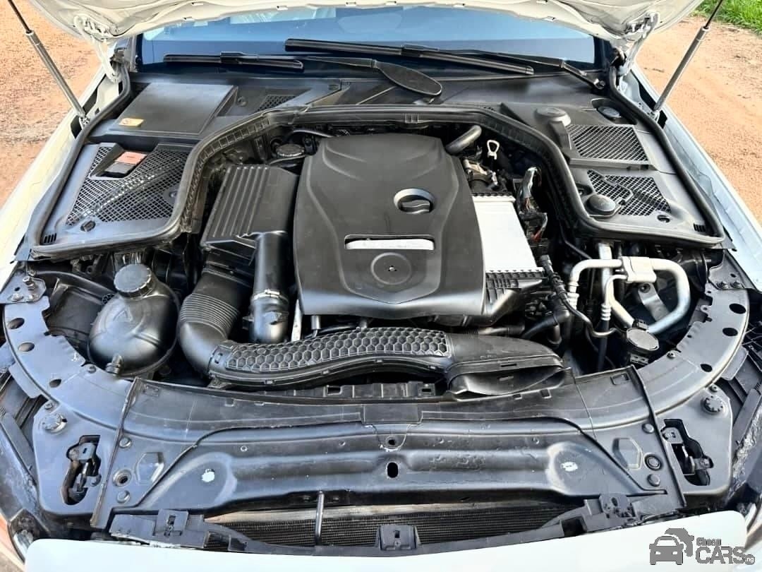 SUPER CLEAN 2016 MERCEDES BENZ C300 AMG TRIM FOR SALE  Image