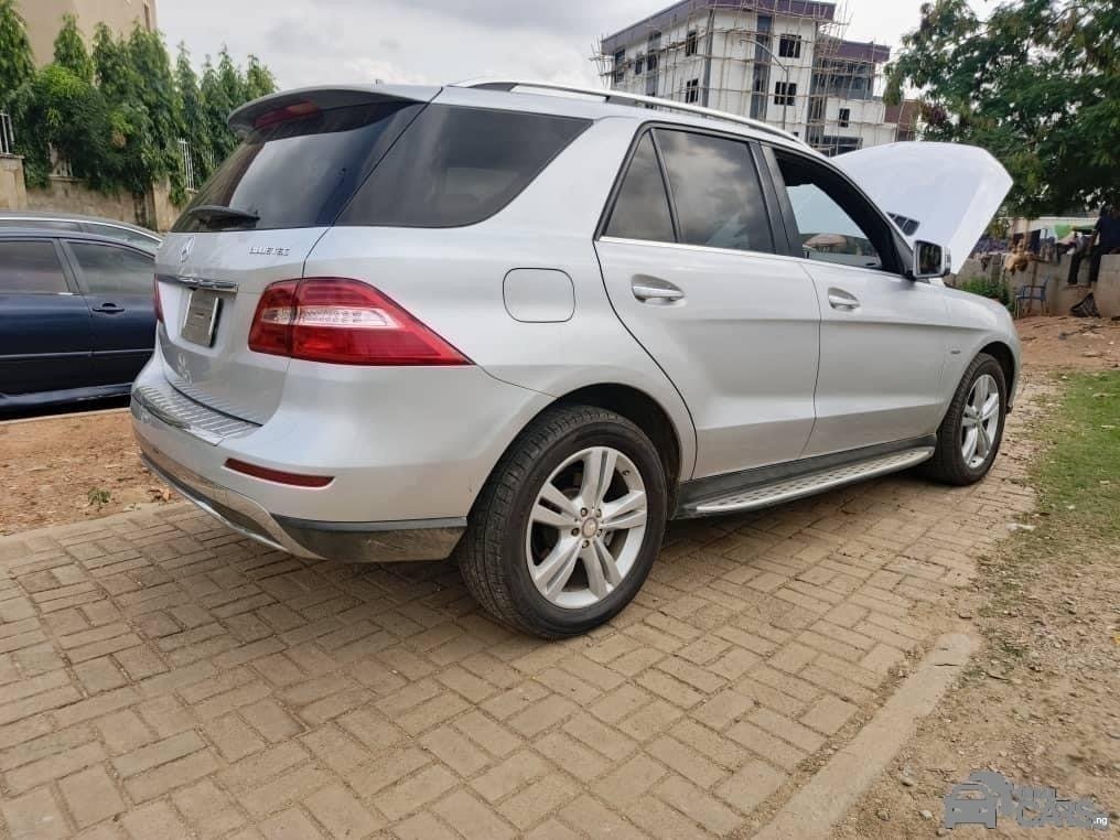 DIRECT FOREIGN USED 2012 MERCEDES BENZ ML350 WITH DIESEL ENGINE FOR SALE   Image