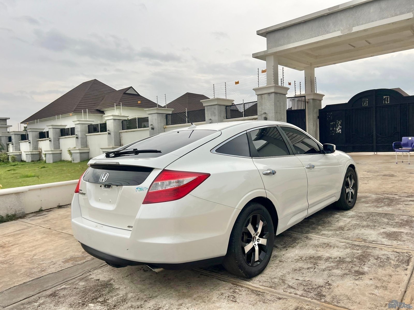 TOKS STANDARD 2011 HONDA ACCORD CROSSTOUR FOR SALE Image