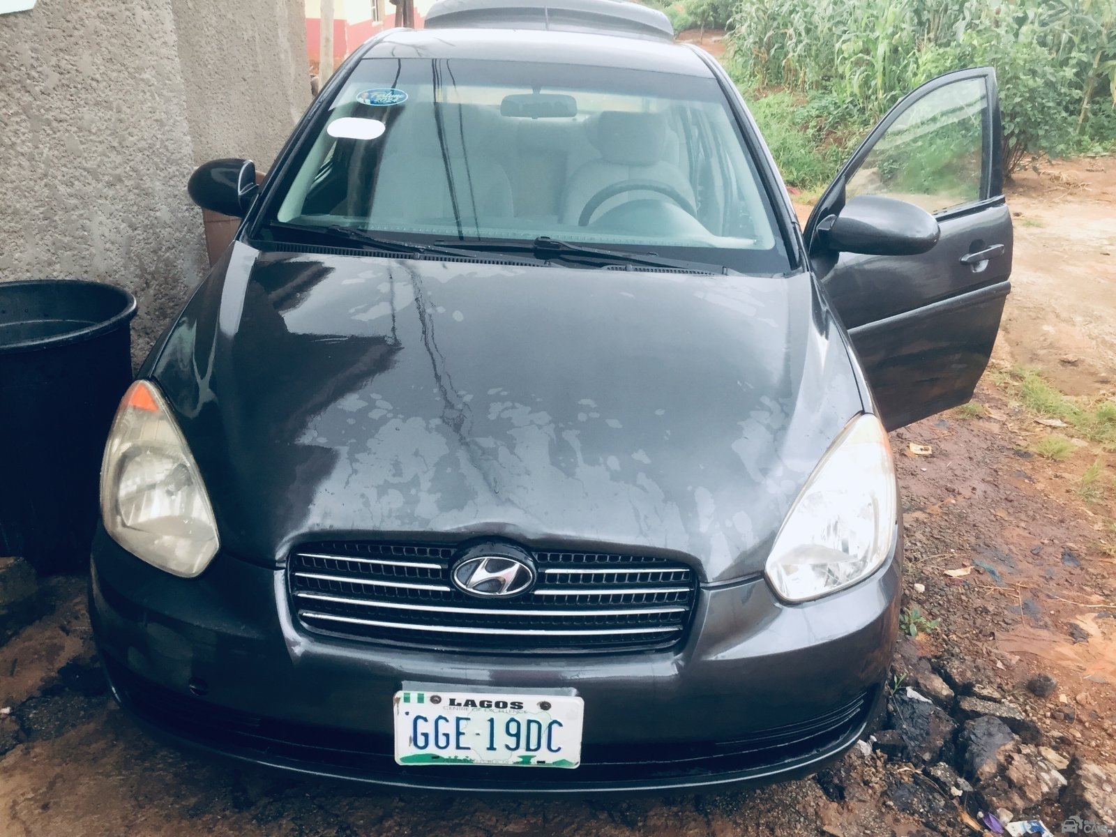 Hyundai Accent 2006 model  Image