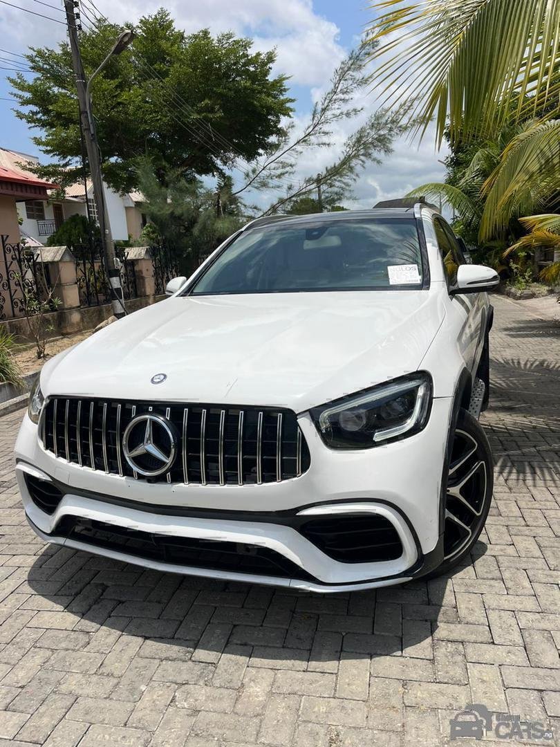 Foreign used 2017 Mercedes Benz GLC 300. Image
