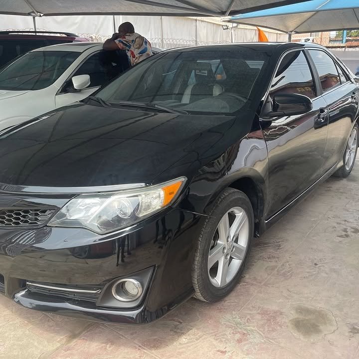 2013 Toyota Camry Sport - Foreign Used Image