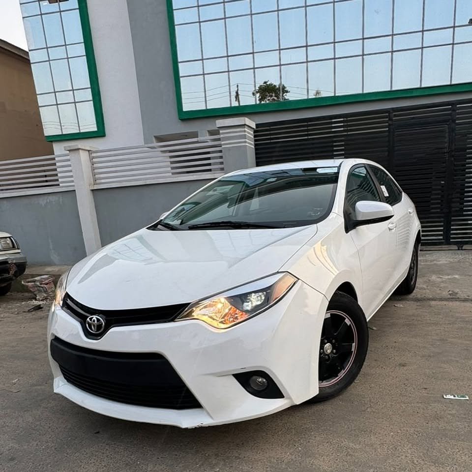 Foreign Used 2015 Toyota Corolla Image