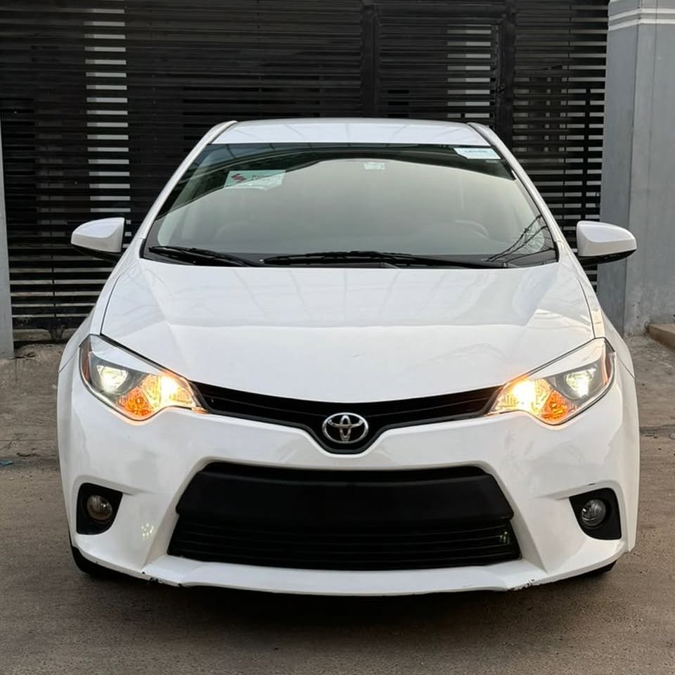 Foreign Used 2015 Toyota Corolla Image