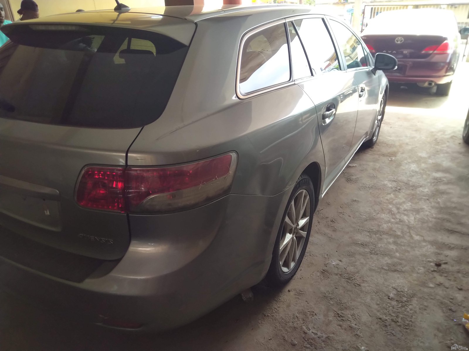 Tokunbo 2013 Toyota Avensis Image