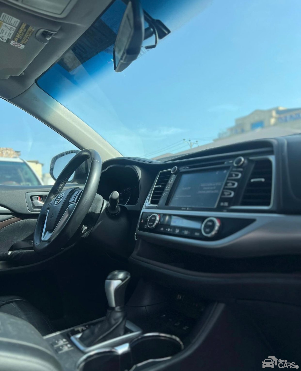 2014 TOYOTA HIGHLANDER XLE Image