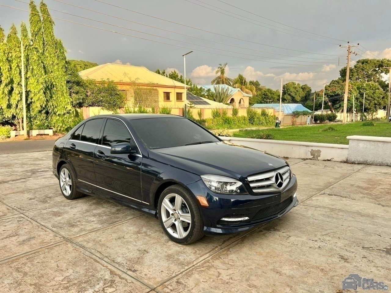 SUPER CLEAN 2010 MERCEDES BENZ C300 FOR SALE Image