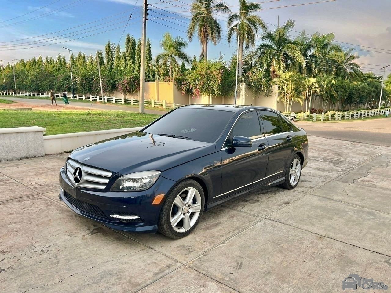 SUPER CLEAN 2010 MERCEDES BENZ C300 FOR SALE Image