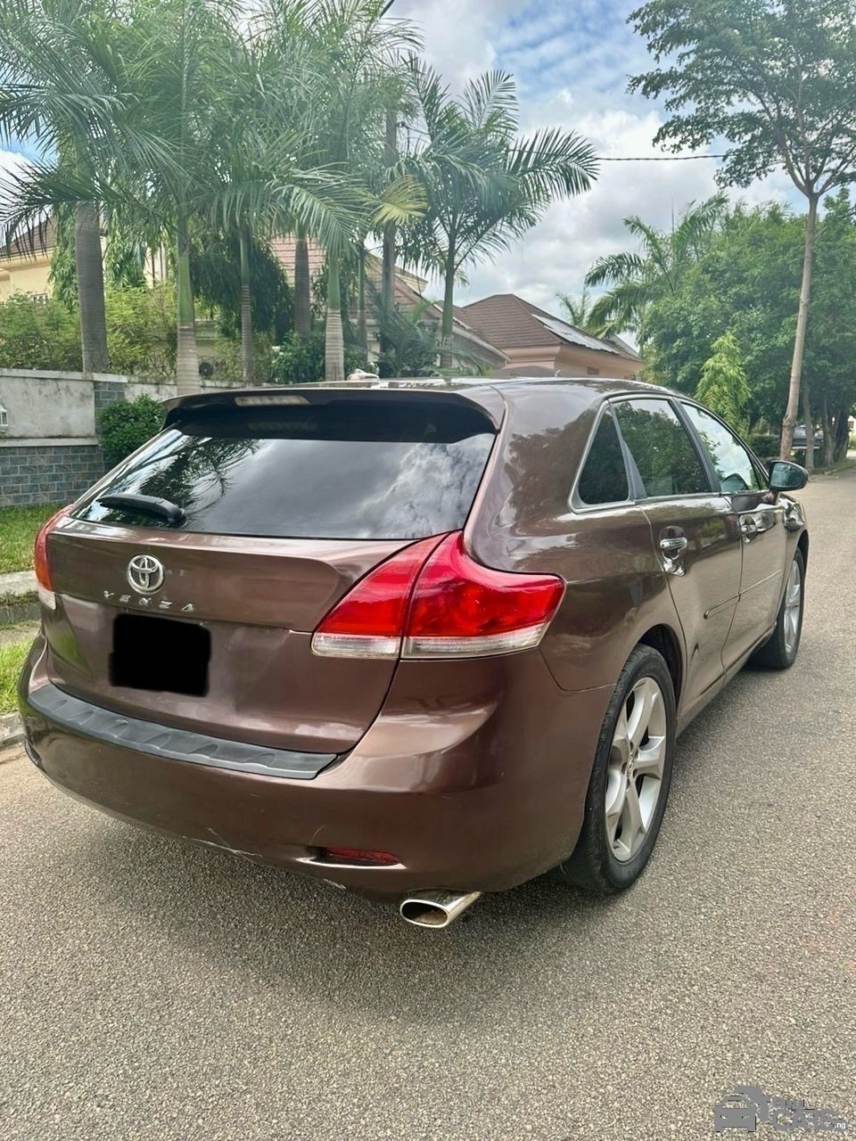 SUPER CLEAN 2010 KEYLESS TOYOTA VENZA FOR SALE  Image