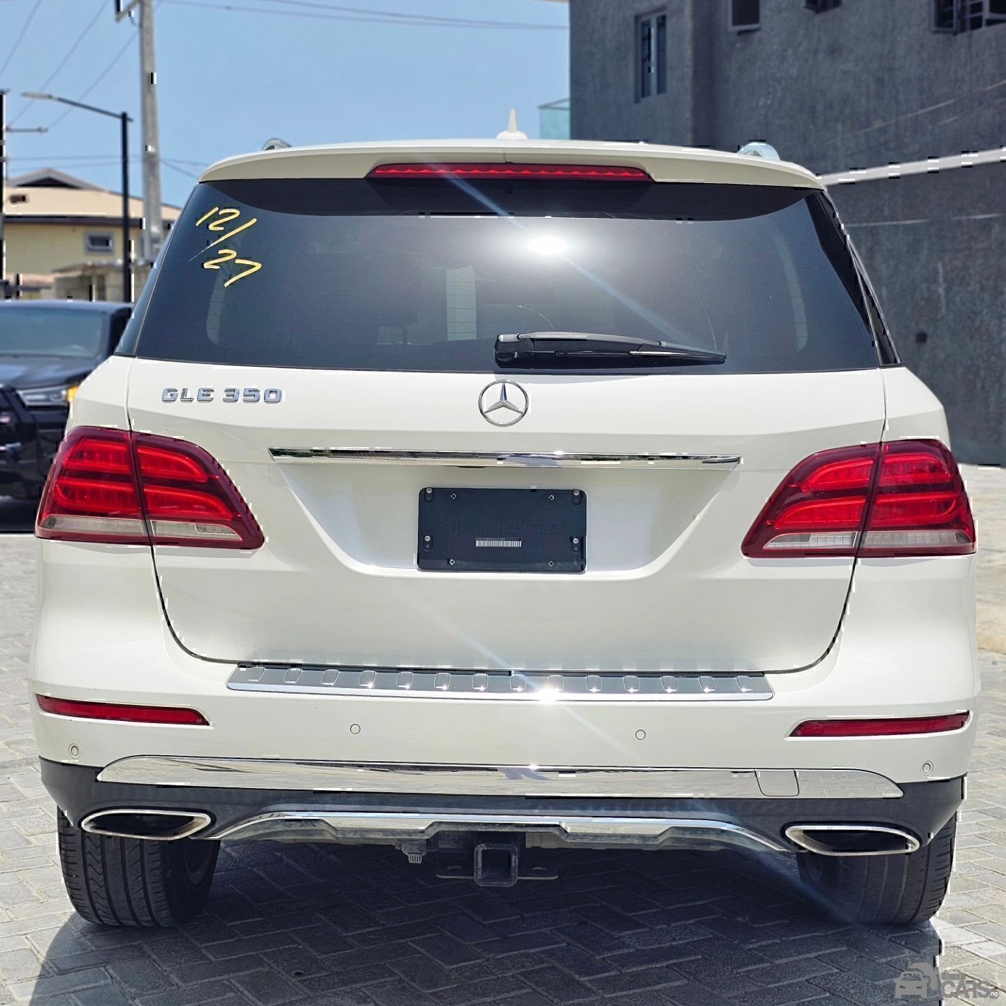 2017 Mercedes-Benz GLE350 — Front seats