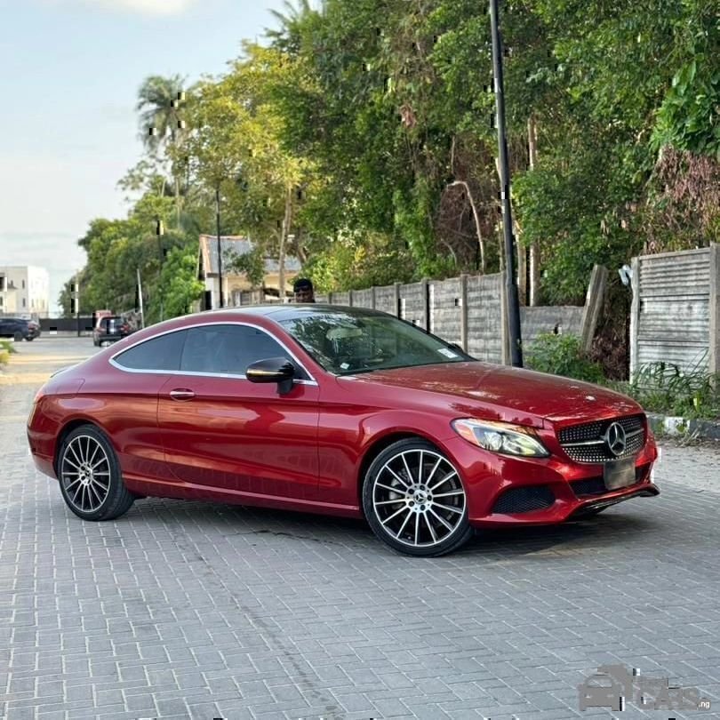 2017 Mercedes-Benz C300 Coupe — Dashboard
