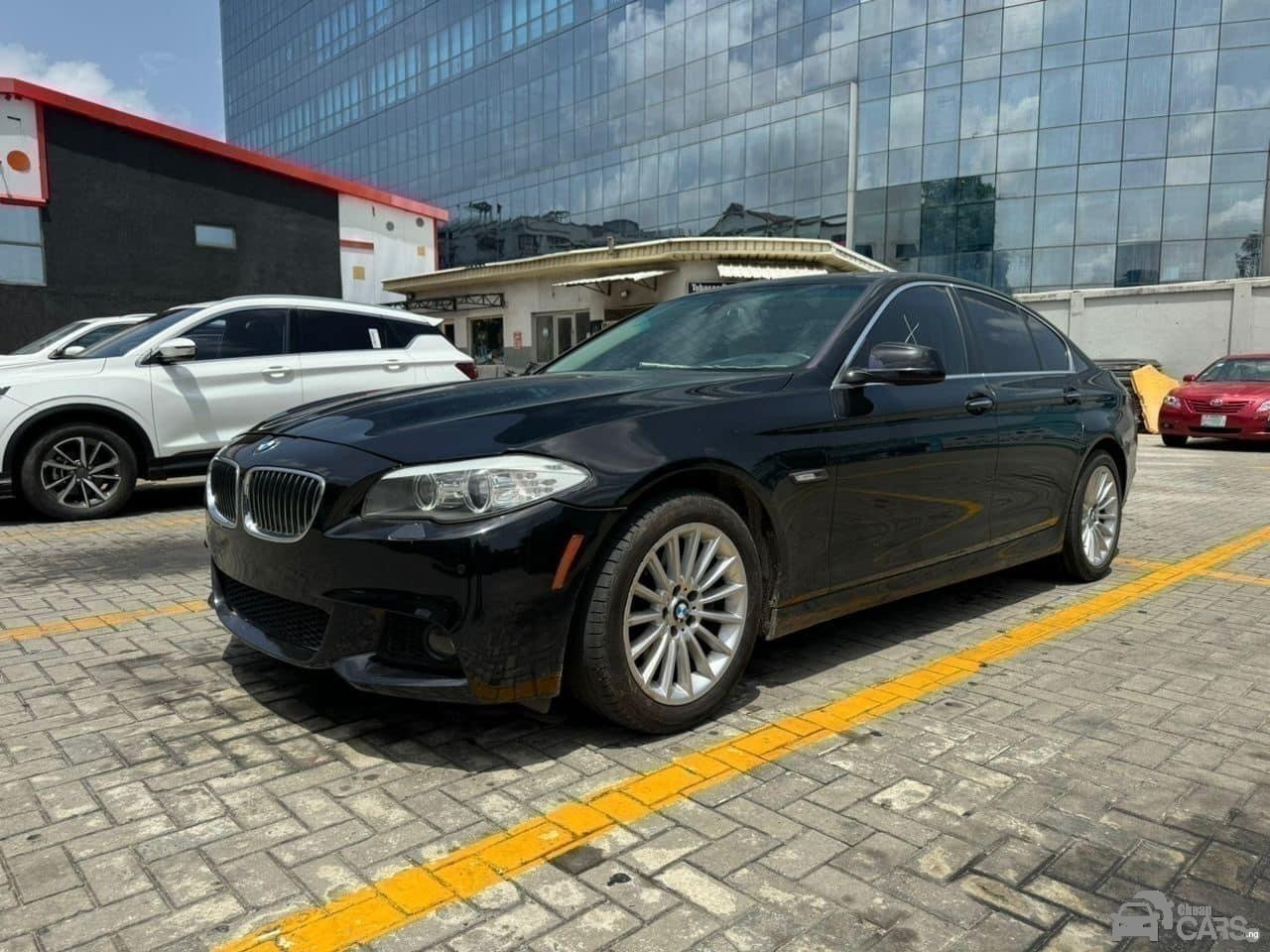 2013 BMW ARRIVAL 535i — Side profile