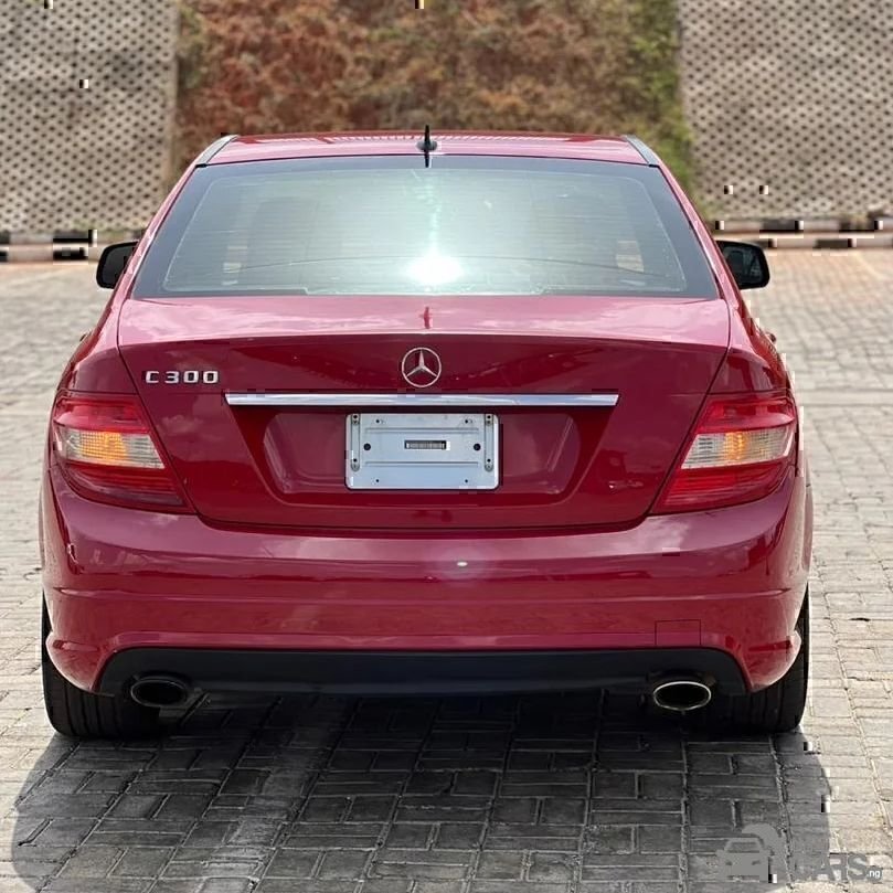 2009 Mercedes-Benz C300 — Rear 3/4