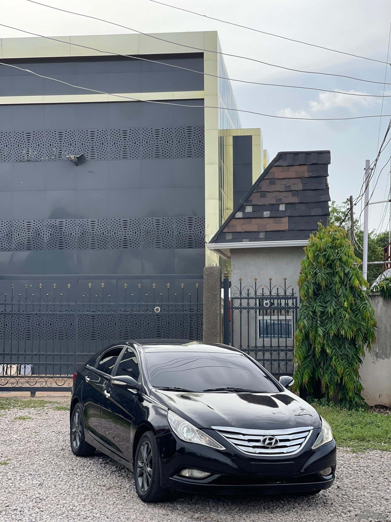 2013 Hyundai WAS BOUGHT — Side profile
