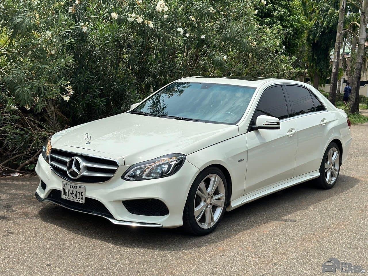 2015 Mercedes-Benz UPGRADED MERCEDES — Side profile
