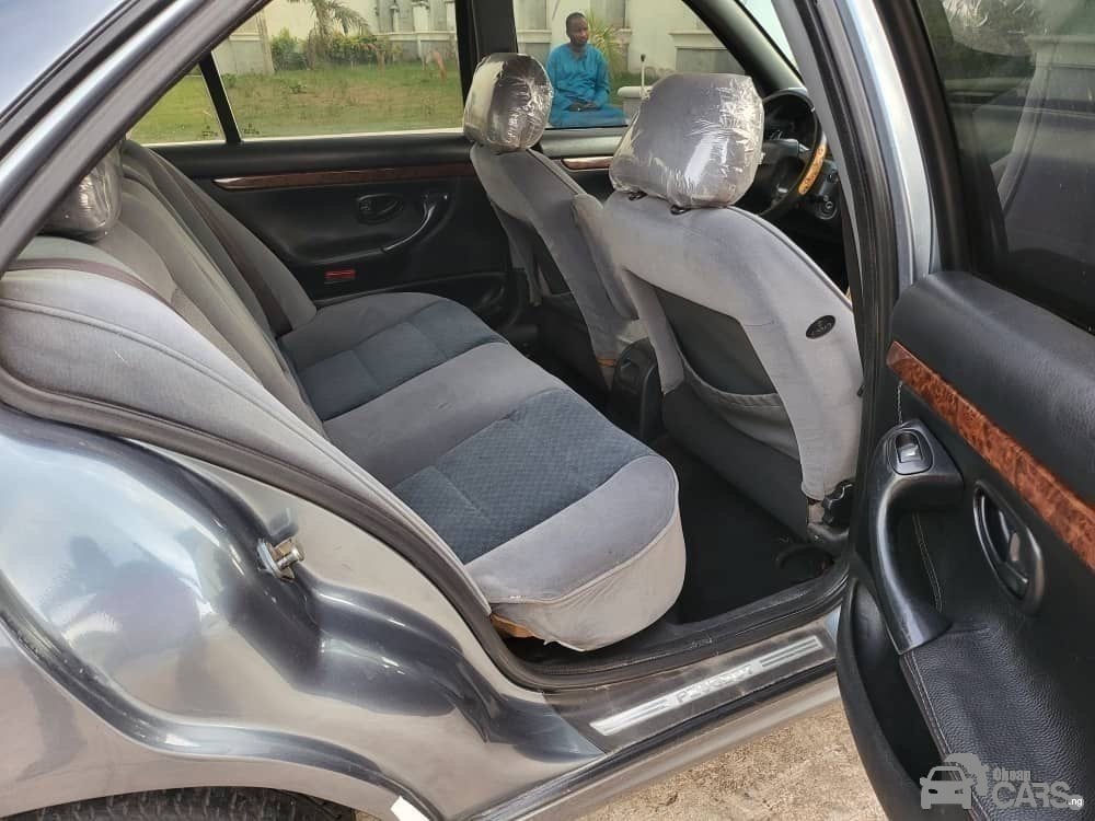Peugeot AUTOMATIC 406 — Rear 3/4