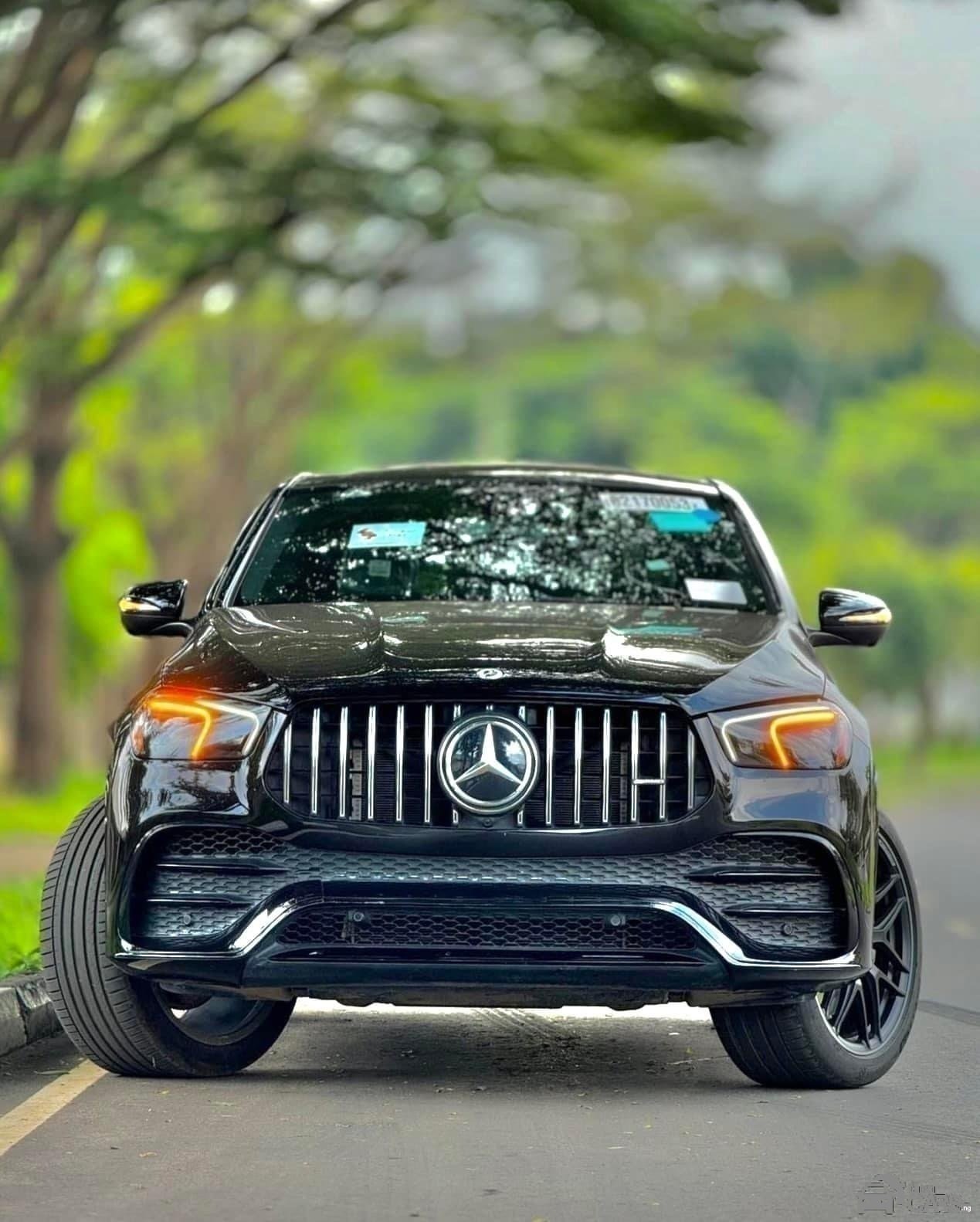 2023 Mercedes-Benz MERCEDES BENZ — Side profile