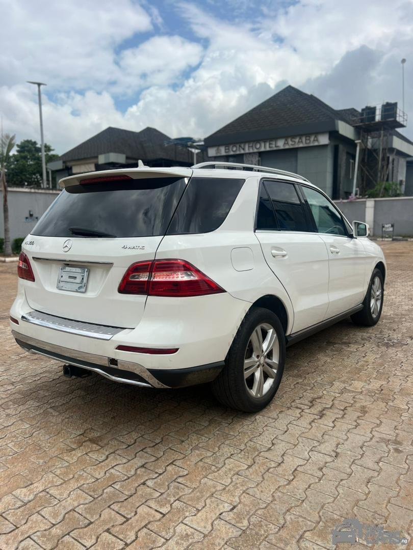 2015 Mercedes-Benz MERCEDES BENZ