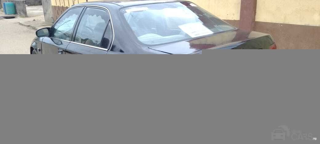 Honda Civic — Side profile