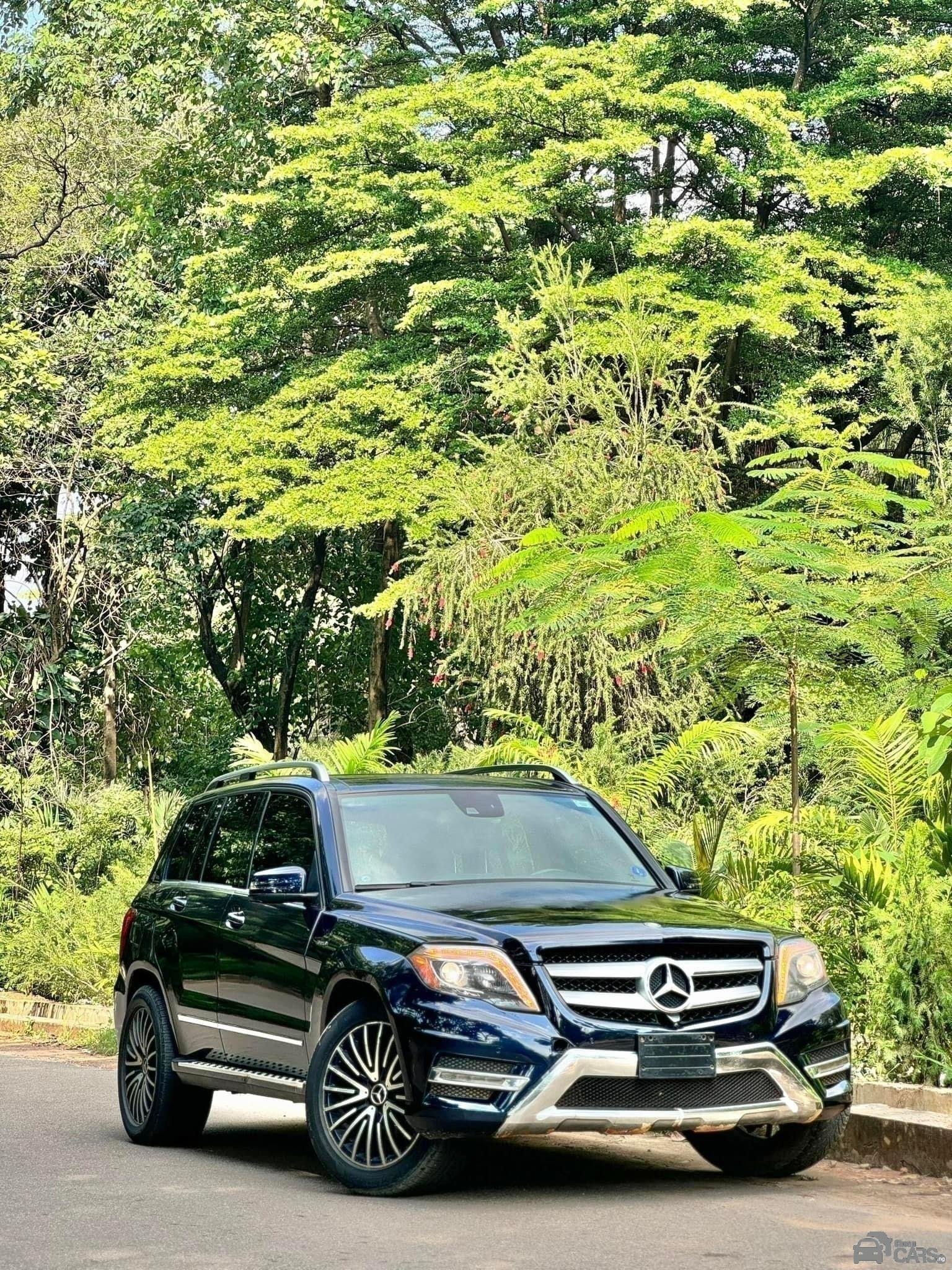 2014 Mercedes-Benz KEYLESS MERCEDES — Side profile