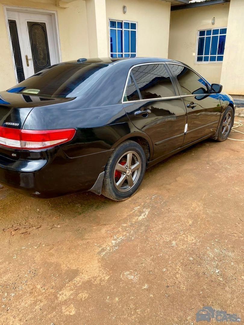 2005 Honda accord EOD — Side profile