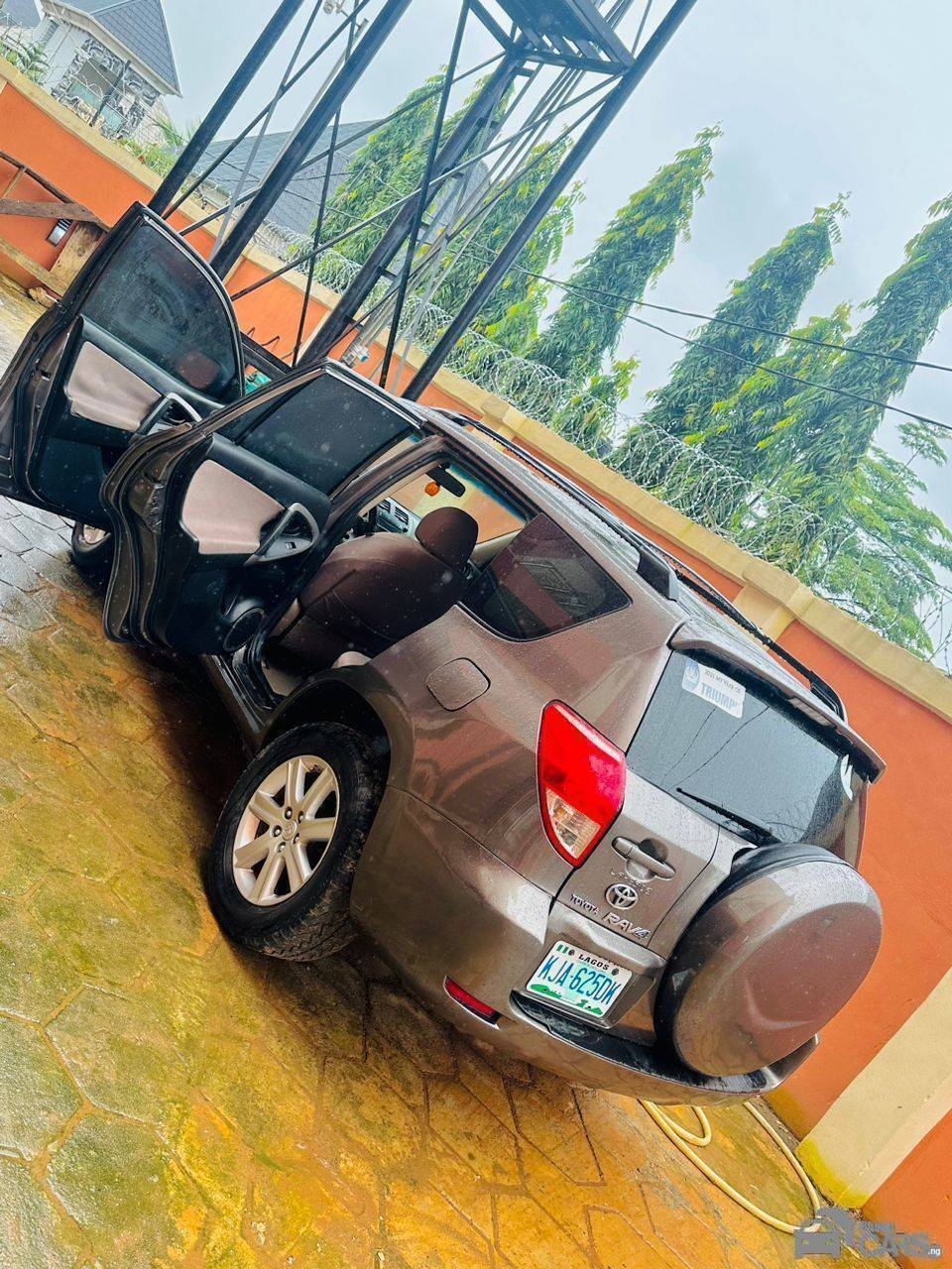 2008 Toyota RAV4 Model — Side profile
