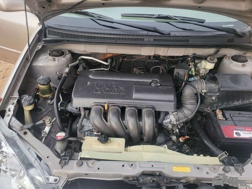 2003 Toyota Corolla — Dashboard