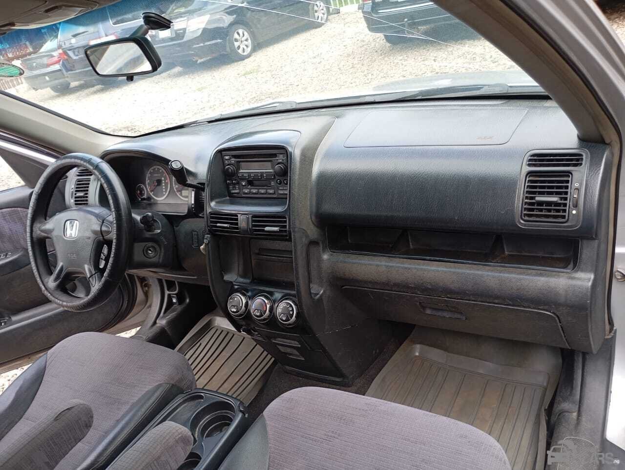 2005 Honda CRV — Rear 3/4