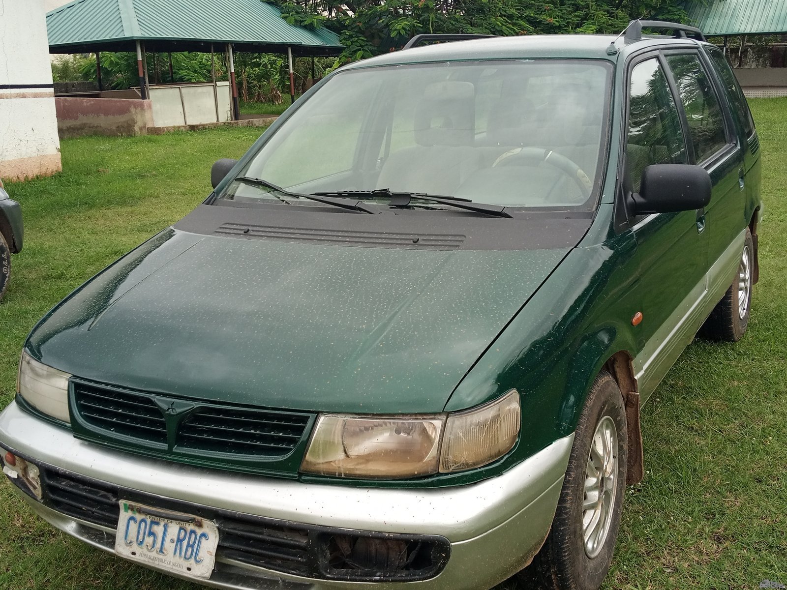 Mitsubishi Unknown — Rear 3/4