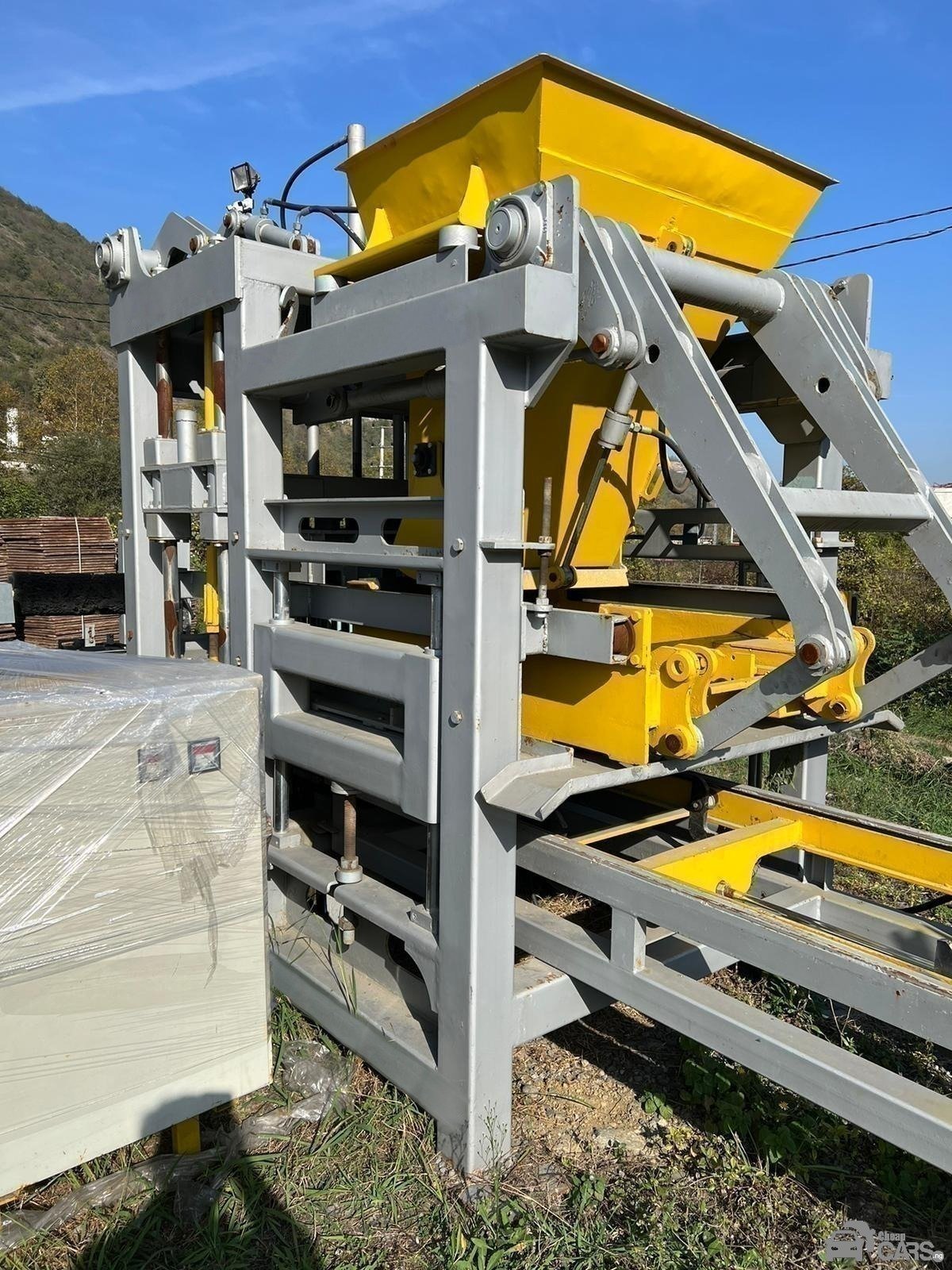 Aggregate Equipment Concrete Block — Rear 3/4