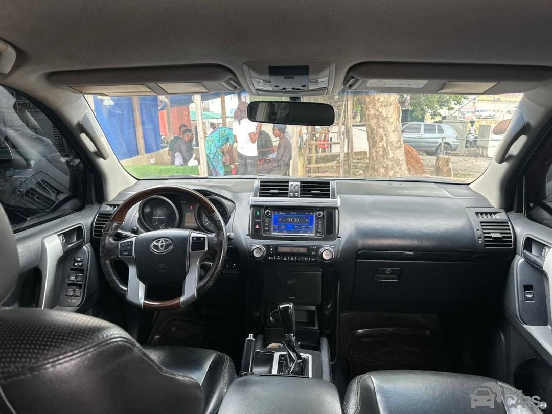Toyota I sell — Rear 3/4