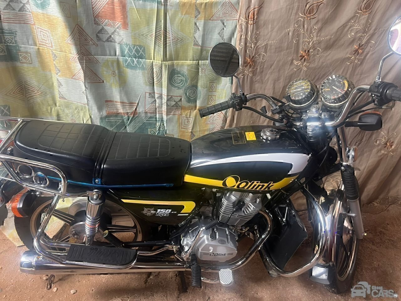 Street/Standard Motor cycle — Side profile
