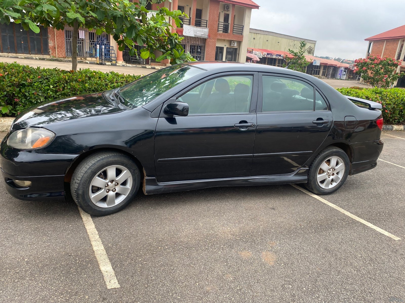 2006 Toyota Corolla — Rear 3/4