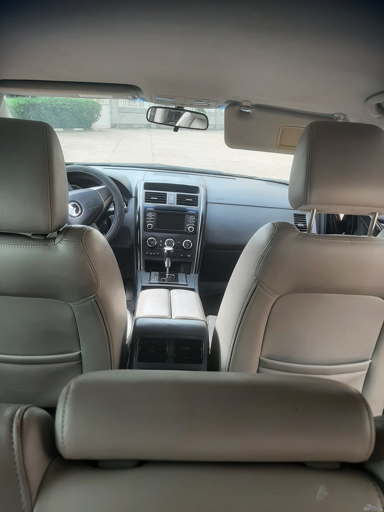 2013 Mazda MADZA CX9 — Front seats