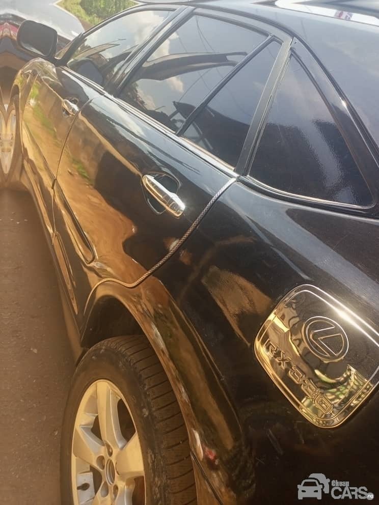 Lexus Rx 350 — Front seats