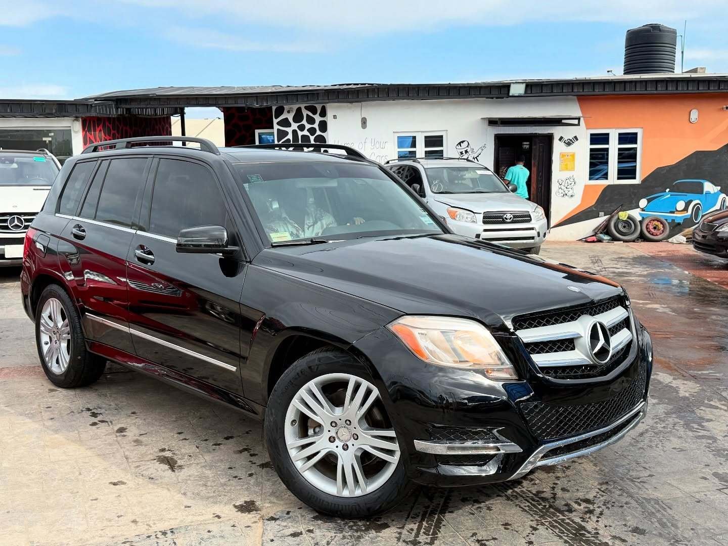 2014 Mercedes-Benz GLK350 — Rear seats
