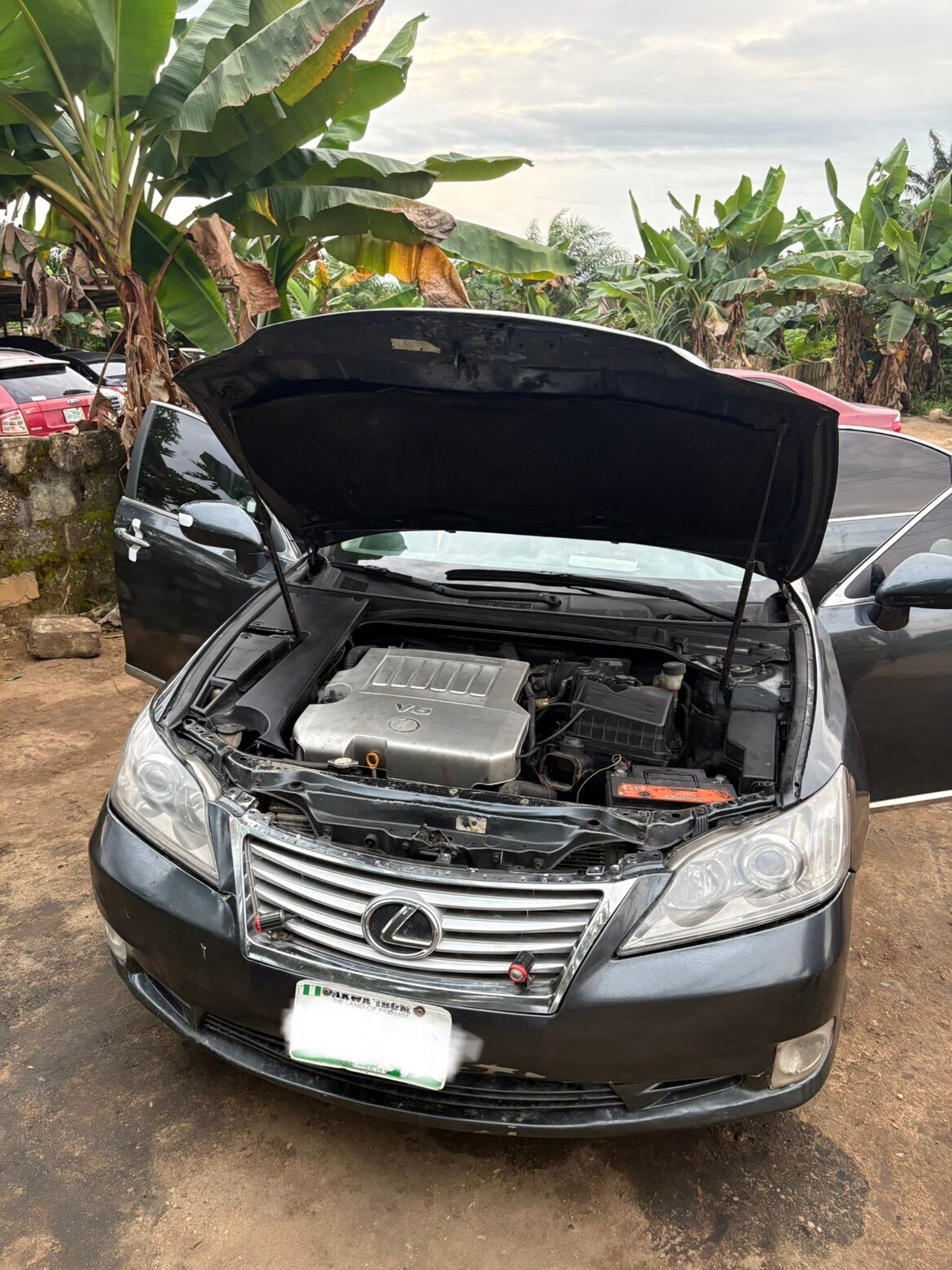Lexus ES 350 — Side profile