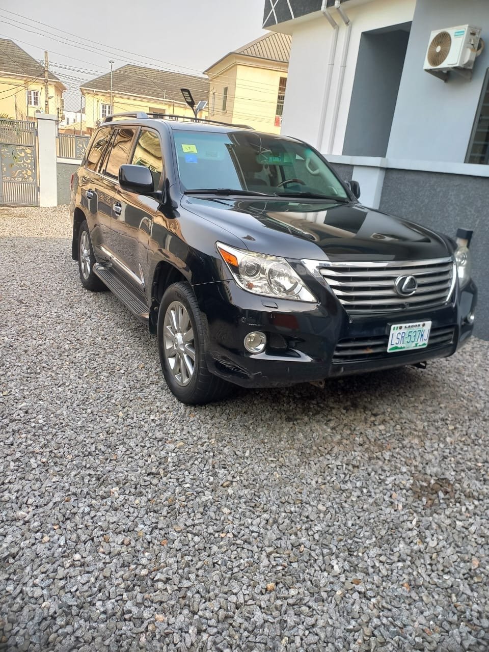 2011 Unknown PURE LEXUS — Side profile