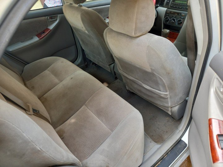 Unknown Toyota Corolla — Rear 3/4