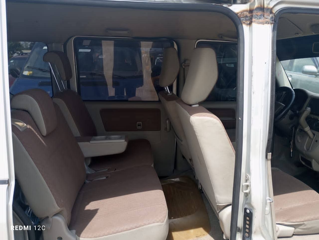 2005 Suzuki Every Kei Van — Dashboard