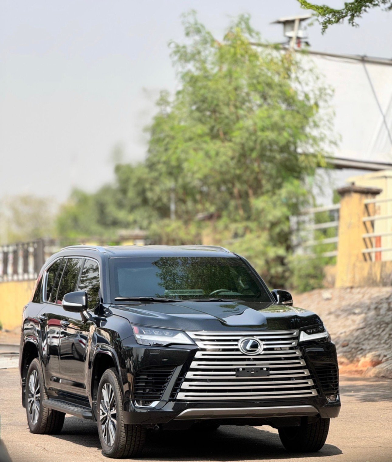 2022 Lexus LX LX — Dashboard