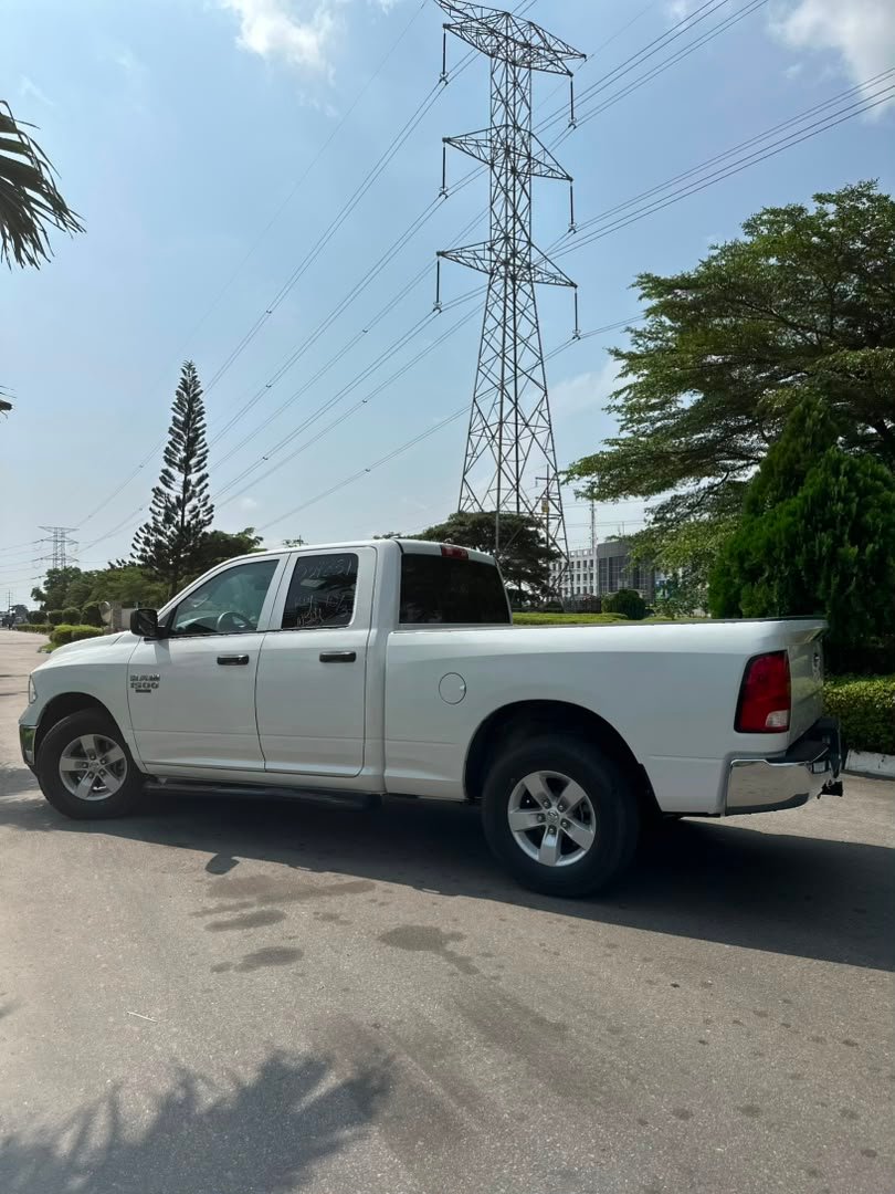 2021 RAM 1500 Tradesman, Front seats