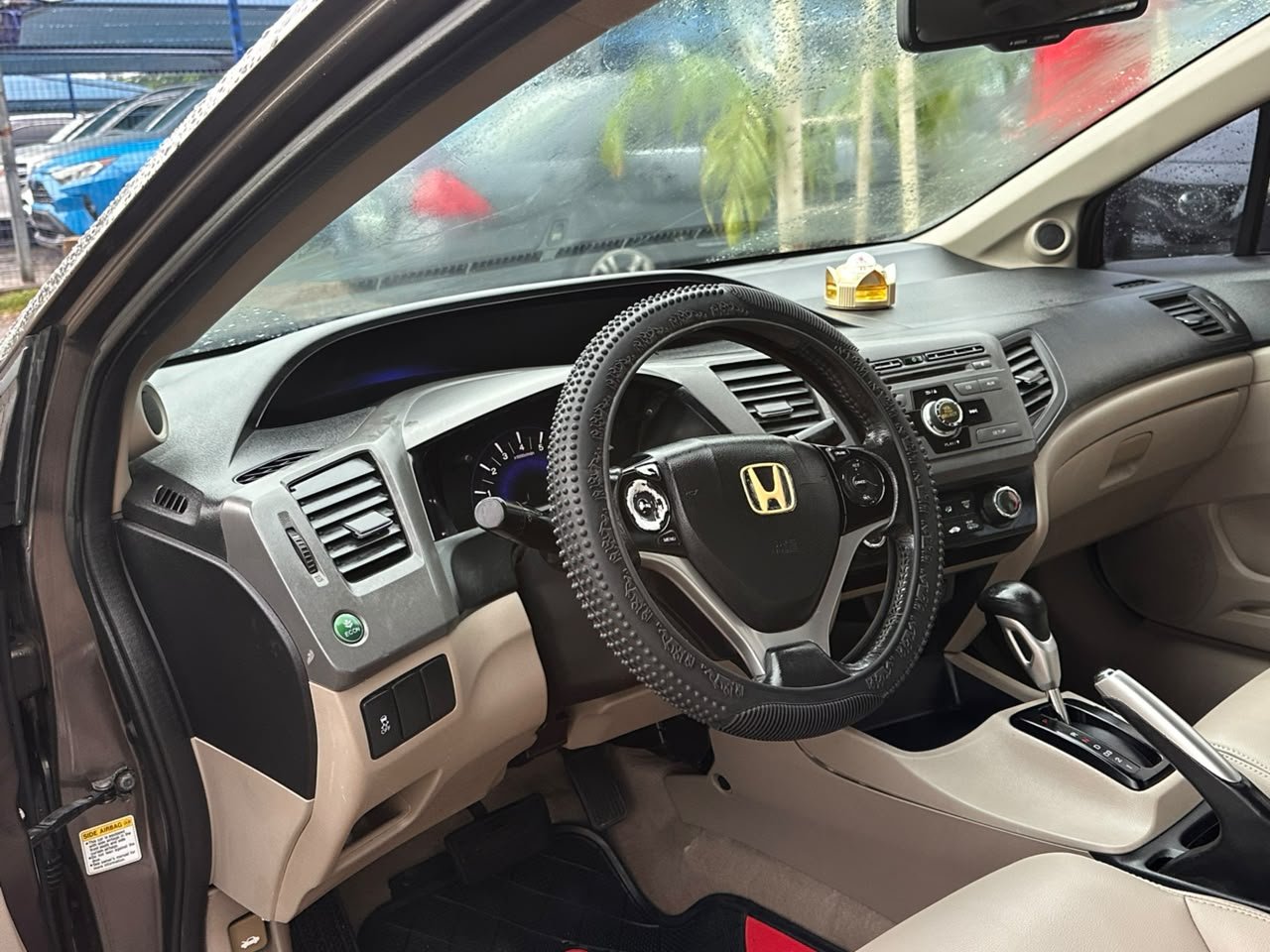 2012 HONDA Civic EX-L, Rear seats
